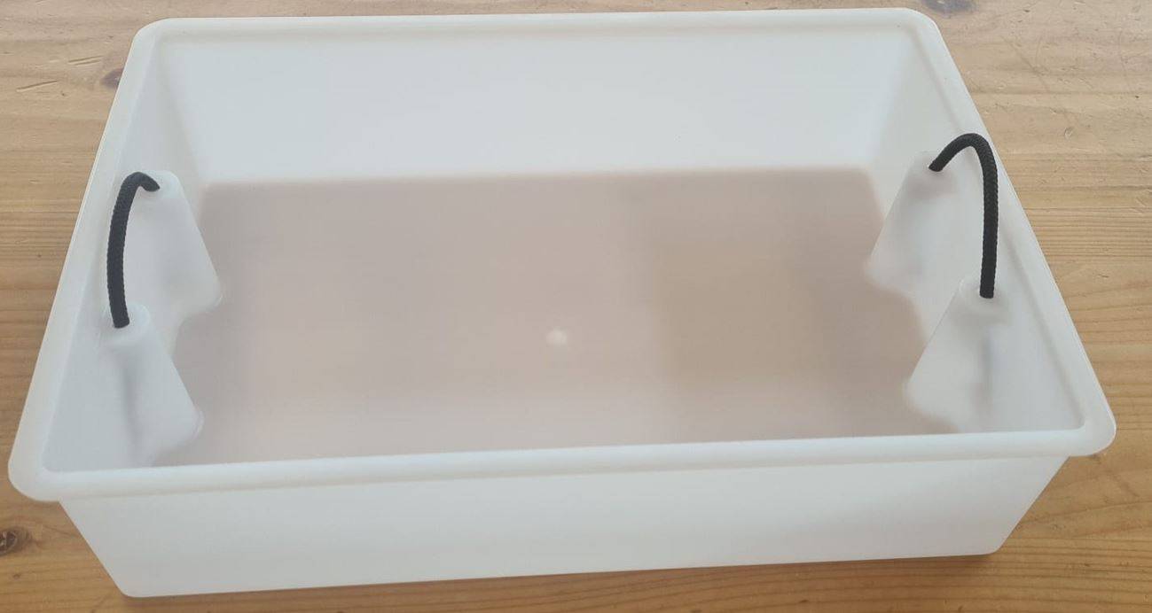 Caja Rectangular Blanca Galaxy Kayaks