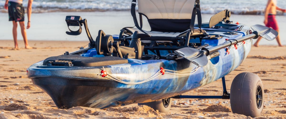 Kayak propulsion comparison: paddle, pedals and electric motor